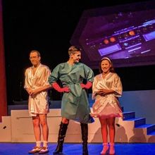 Review: ROCKY HORROR SHOW at Kavinoky Theatre