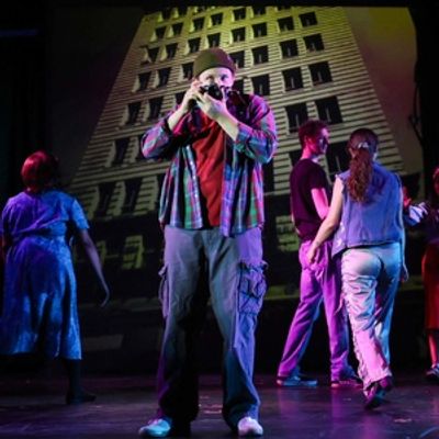 Review: FLANNEL: A 90S MUSICAL at Shadowbox Live!