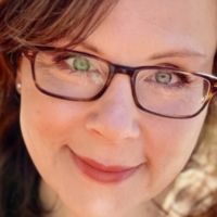 Mary Dimino Returns To Stapleton Waterfront Park