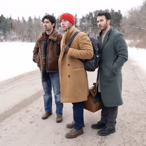 Video: Jesse Tyler Ferguson Stars as Santa in A VERY JONAS CHRISTMAS MOVIE Trailer
