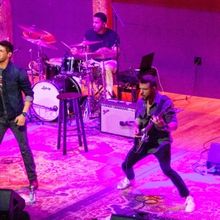 Review: AGE OF MADNESS Gives City Winery Rock And Roll Realness