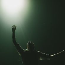 Parts+Labour_Danse to Perform Bilingual Presentation of Dance-Theatre Piece À BOUT D