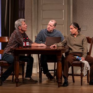 Review: CATCH AS CATCH CAN at Steppenwolf Theatre Company
