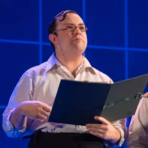 OPERATION MINCEMEAT's Jak Malone Wins 2025 Tony Award
