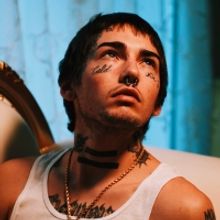 hurt season Shares 'afraid to love' Single