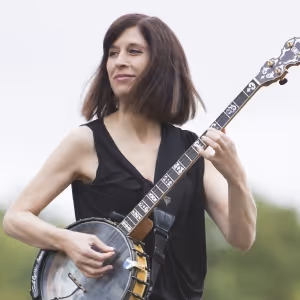 Banjoist/Vocalist Cynthia Sayer and her Joyride Band to Open The Glenridge…