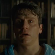 VIDEO: Jonathan Groff Stars in M. Night Shyamalan's KNOCK AT THE CABIN Trailer