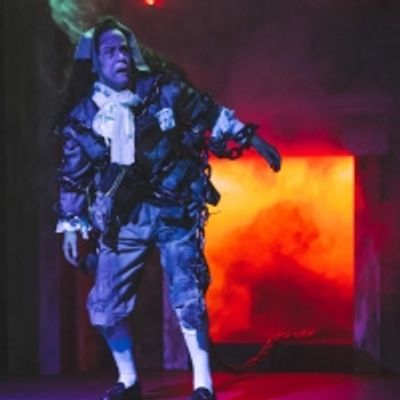 BWW Review: A CHRISTMAS CAROL - A GHOST STORY OF CHRISTMAS at Garden Theatre Loses Sight of Scrooge