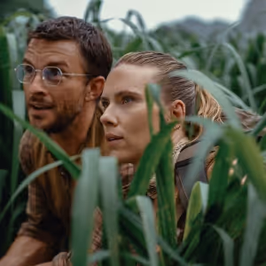 Photo: First Look at Jonathan Bailey in JURASSIC WORLD REBIRTH