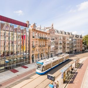 Feature: DELAMAR TRAKTEERT OP 12,5 JAAR GRATIS THEATER!