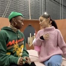 Video: Ariana Grande and Cynthia Erivo Rehearse 'Popular' in New Behind-the-Scenes Vi