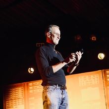Review: Jakarta Player’s (DIS)CONNECTED: An Authentic View of Modern Human Life