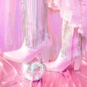 Photos: Melt Festival 2026 Expands With Asha Jefferies, Dolly Hoe-Down, Rubber Duck Video