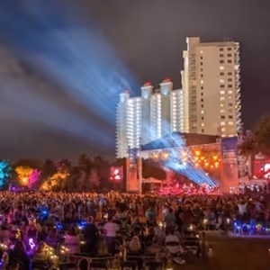 Topeka Presents Lauren Daigle's 'Kaleidoscope Beach Weekend' Music Vacation in April