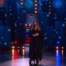 VIDEO: Kelly Clarkson Covers 'America The Beautiful'