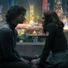 Video: Netflix Shares UGLIES Trailer With Joey King and Chase Stokes