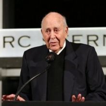 Comedy Legend Carl Reiner Dies at 98