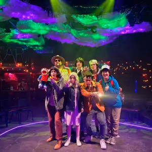 Review: STRANGER SINGS, THE PARODY MUSICAL at The Black Box