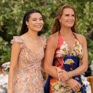 Photos: Take a Look at New Photos for Upcoming Netflix Film MOTHER OF THE BRIDE
