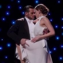 VIDEO: Sutton Foster Returns to Her Broadway Roots With Performance on YOUNGER