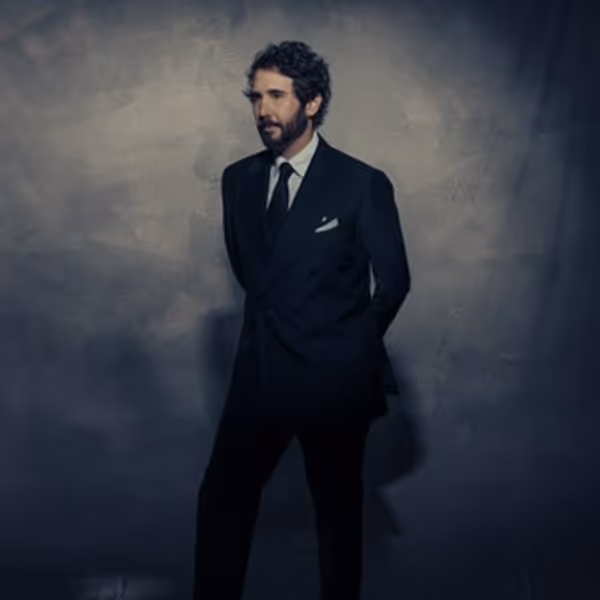 Josh Groban Sets 'Stage, Screen, and Symphony' Tour Across U.S. Photo