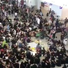 VIDEO: Protesters in Hong Kong Sing 'Do You Hear The People Sing?' From LES MISERABLE