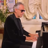 VIDEO: Andrea Bocelli Performs 'Con te partiro' on James Corden's HOMEFEST Video