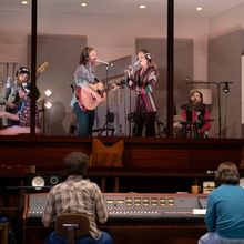 Review: A Realistic and Involving STEREOPHONIC at National Theatre