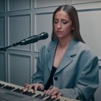 VIDEO: Tate McRae Performs 'Slower' on JIMMY KIMMEL LIVE! Video