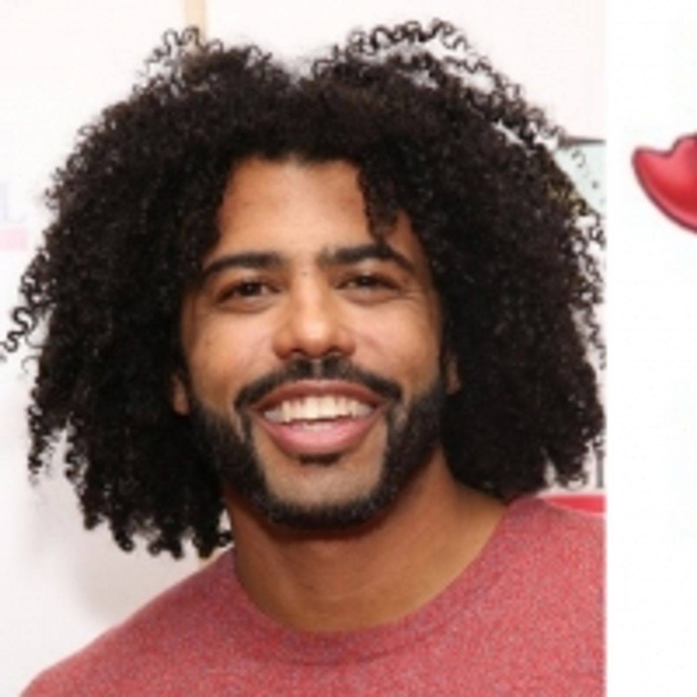 Wake Up With BWW 1/28: Daveed Diggs on THE LITTLE MERMAID, Kristin Chenoweth Sings 'Popular' For VP Harris, and More!  Image