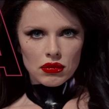 Julia Fox to Host & Executive Produce New Fashion Series OMG FASHUN