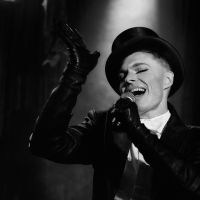 Photo Flash: Artists Meld Mediums When Helane Blumfield Shoots Kim David Smith's…