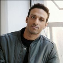 Ari'el Stachel, Lauren Molina & More to Star in LIGHT UP THE SKY Benefit Reading