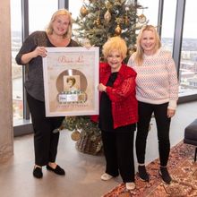 Spotify and RIAA Celebrate Brenda Lee's 'Rockin' Around The Christmas Tree'