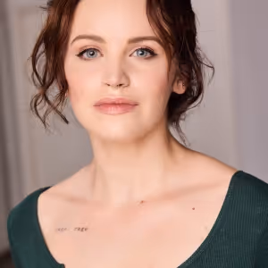 Interview: Lindsay Heather Pearce of LES MISÉRABLES Tour at Orpheum Theatre…