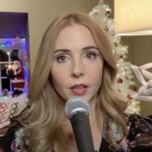 Exclusive: Kerry Butler Performs 'Somewhere That's Green' as Part of the Seth Concert
