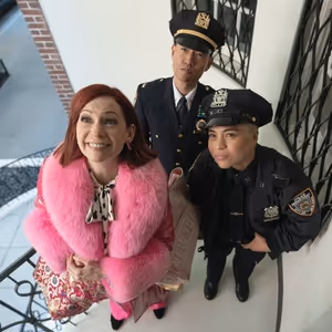 Video: Tony Hale Stars in Exclusive Clip From New Episode of ELSBETH Season 3