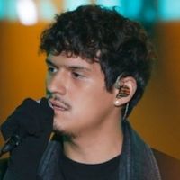 VIDEO: Omar Apollo Makes JIMMY KIMMEL LIVE! Debut