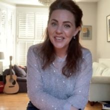 Living Room Concerts: COME FROM AWAY's Rachel Tucker Sings 'Me and the Sky'