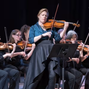 Composer/Violist Jessica Meyer Unveils 23/24 Season Featuring Lorelei Portrait…