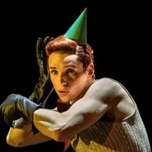 Interview: Eddie Redmayne Reflects on Why the London Cast Recording of CABARET Is Lik
