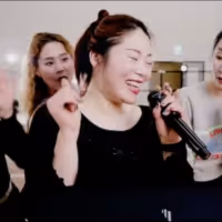 VIDEO: SIX the Musical South Korean Cast Rehearses 'Ex-Wives' Video