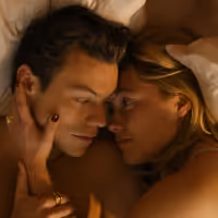 VIDEO: Harry Styles & Florence Pugh Star in DON'T WORRY, DARLING Trailer