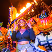 Photos: Celebrity Photos from Halloween Horror Nights at Universal Studios Hollywood