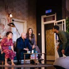 Review: 2:22 - A GHOST STORY, Apollo Theatre
