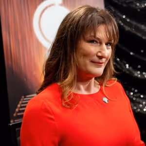 Video: Ana Gasteyer Says a Tony Nomination Was the One Thing She 'Didn't Ever Expect' Photo