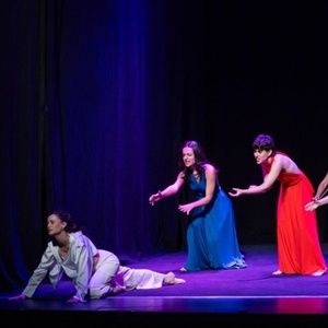 20 POEMAS DE AMOR Y UNA CANCIÓN DESESPERADA regresa al Teatro Lara de Madrid