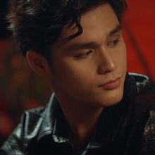 Drei Sugay Re-embraces the Challenges of Theater