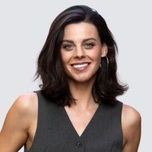 Clara Alvarado y Andoni García se incorporan a ATRAPADAS EN LA OFI en su 5ª tempora