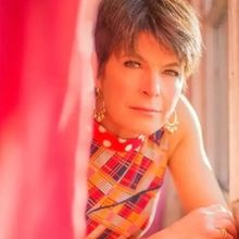 Review: Marya Zimmet's Passion Shines Through at Don't Tella Mama